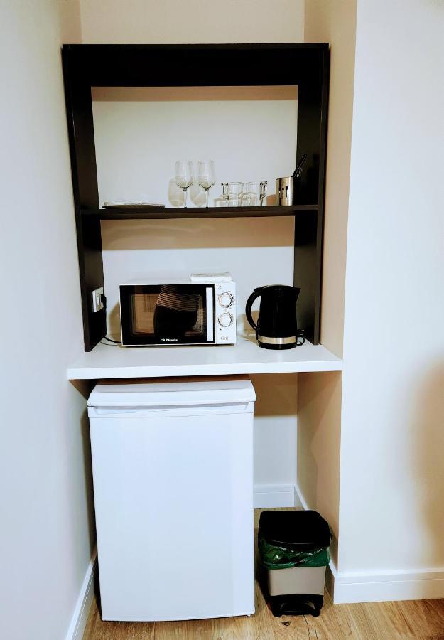 Estudio Con Terraza Badalona Otel Dış mekan fotoğraf