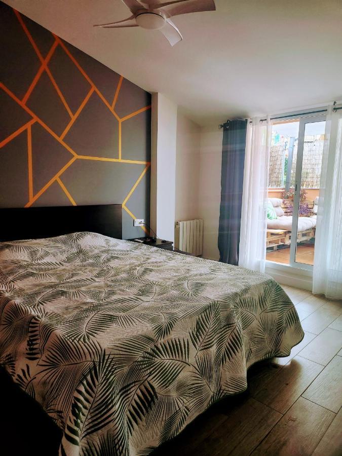 Estudio Con Terraza Badalona Otel Dış mekan fotoğraf