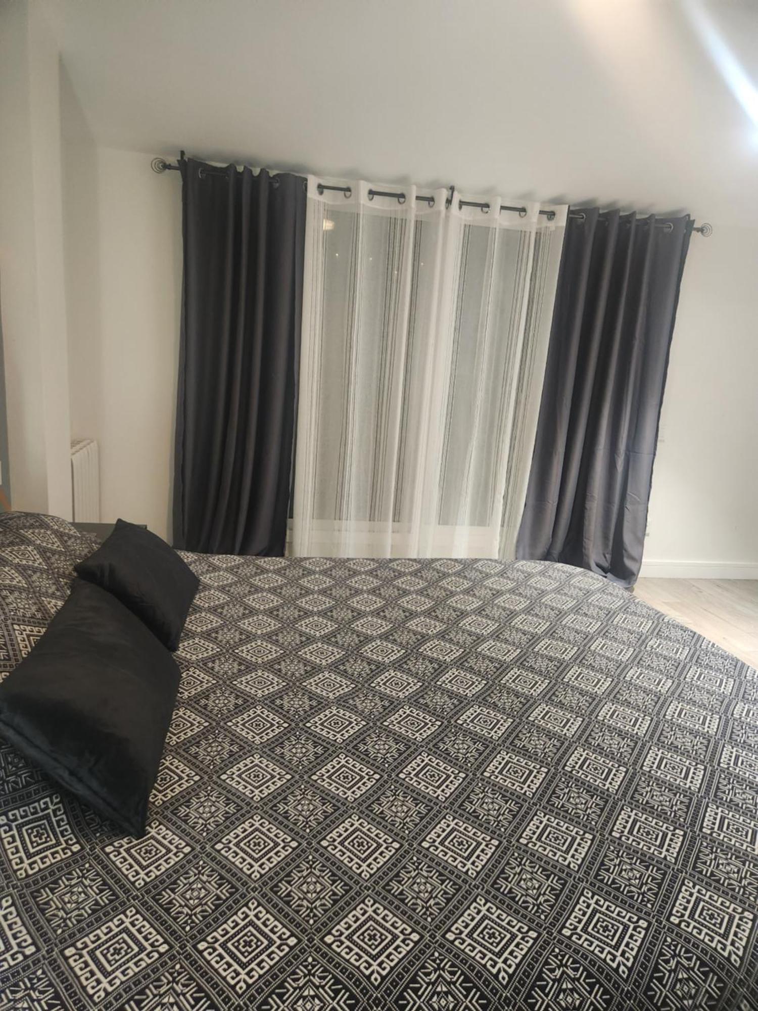 Estudio Con Terraza Badalona Otel Dış mekan fotoğraf